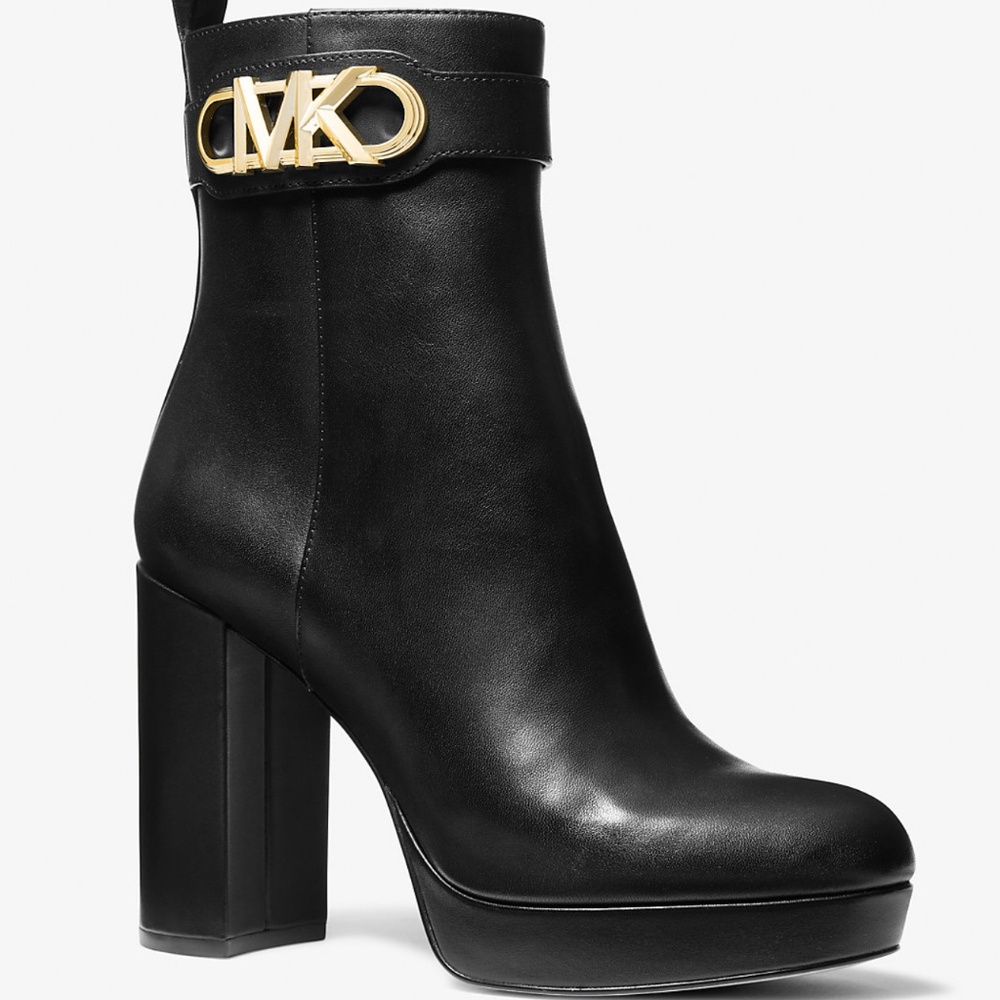 Michael Kors Parker Platform Ankle Bootie Size 5M color Black